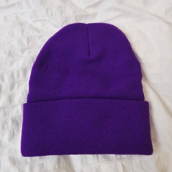 NWOT Volare x Cucci Beanie - Purple - Picture 2 of 4